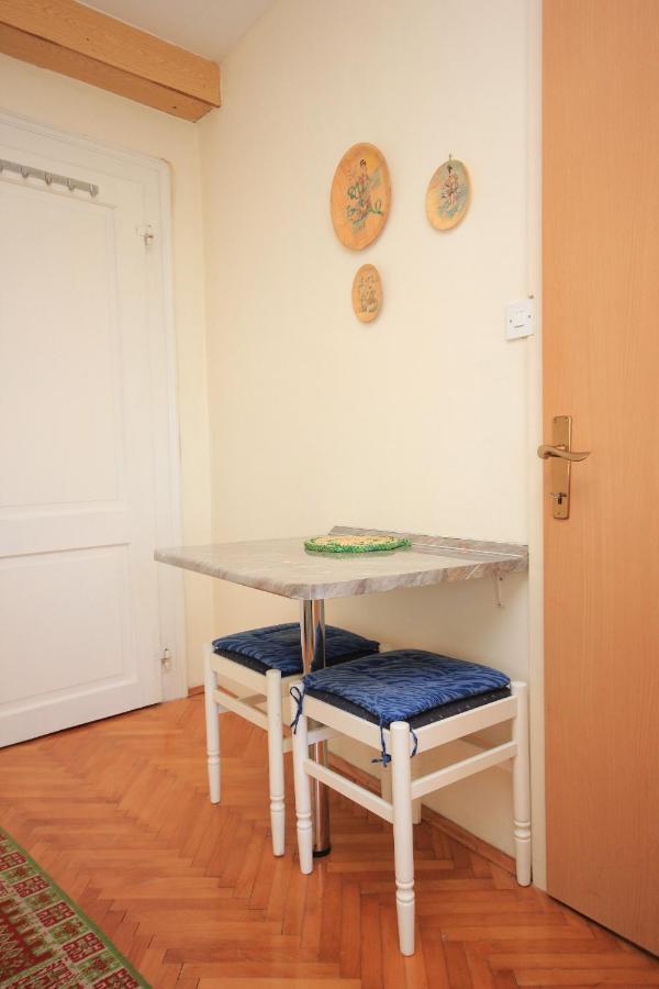 Apartments And Rooms By The Sea Komiza, Vis - 2431 Exterior photo