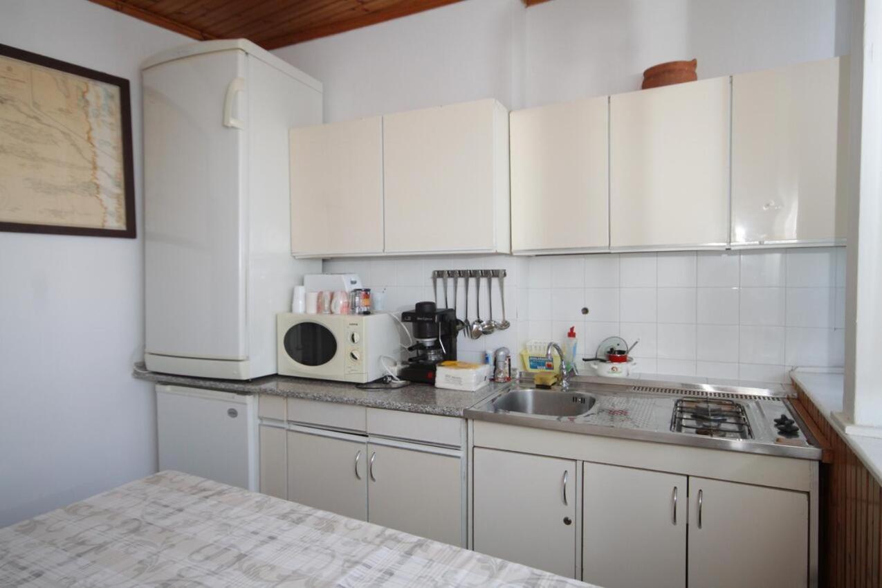 Apartments And Rooms By The Sea Komiza, Vis - 2431 Exterior photo